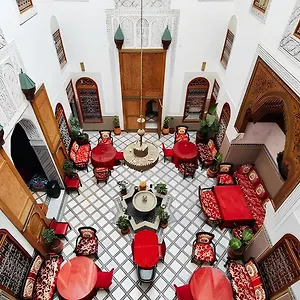 2* Hotel typu riad Iline